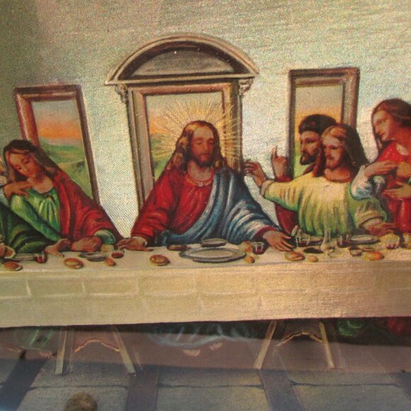 Last Supper Religious Plaque: Vintage Decoupage Live Edge Wood Slice - Picture 6 of 7